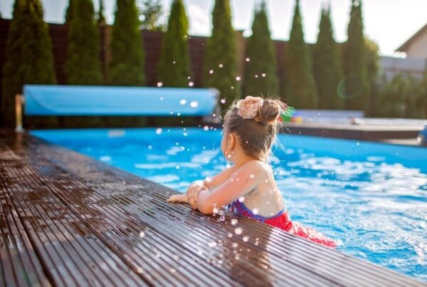 Por que considerar bomba de calor para aquecer piscina?